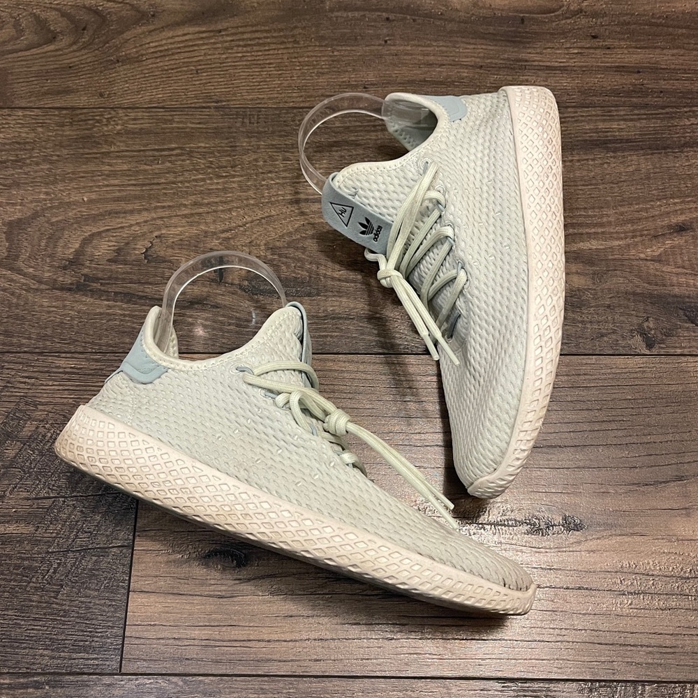 Adidas Women’s Pharrell Williams HU Shoes
